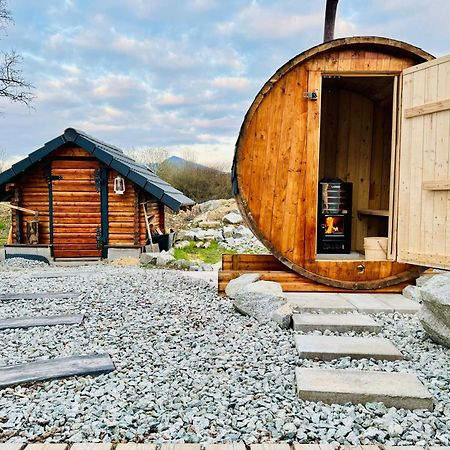 Апартаменты Tiny House With Mountain Views Turany Экстерьер фото